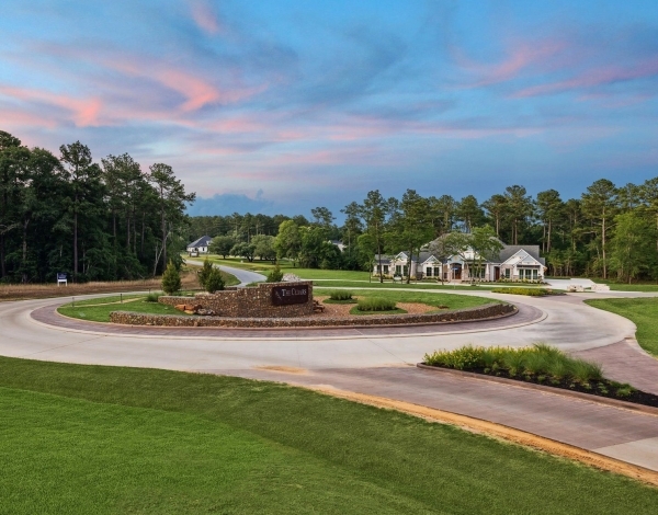 acreage lots for sale in North Houston